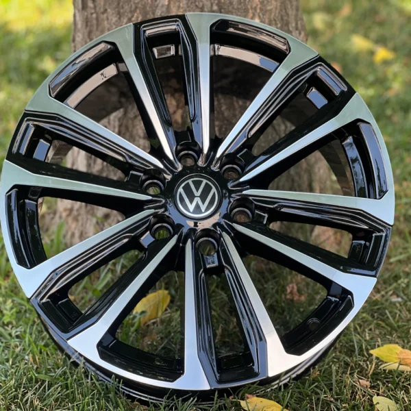 18 ' 6X120 YENI TRANSPORTER CUSTOM JANT TAKIMI ( 4. ADET )